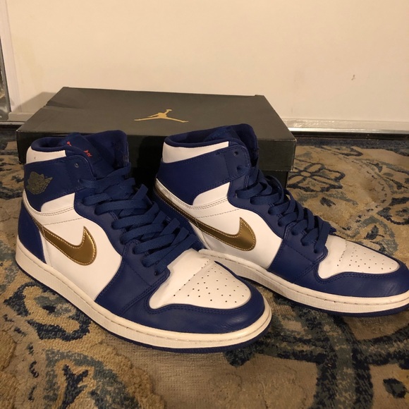 Air Jordan 1 “Gold Medal” - Picture 6 of 7